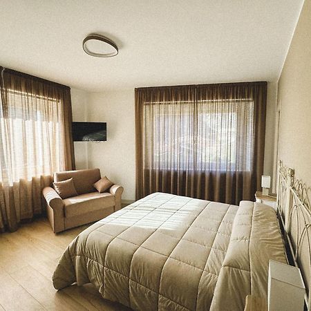 Villacolle Visso 外观 照片